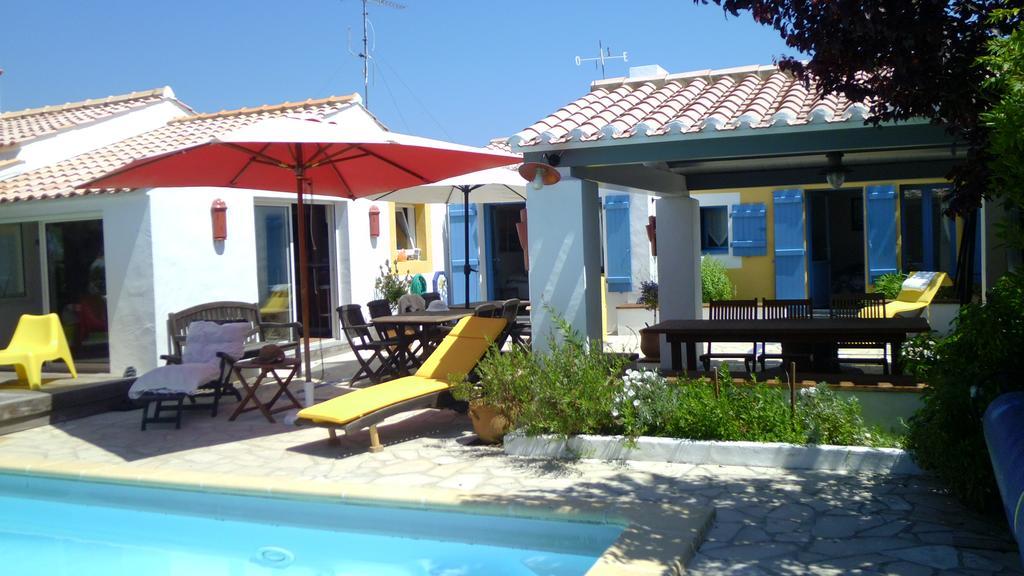 Les Yeux Bleus Bed & Breakfast Noirmoutier-en-l'Ile Exterior photo