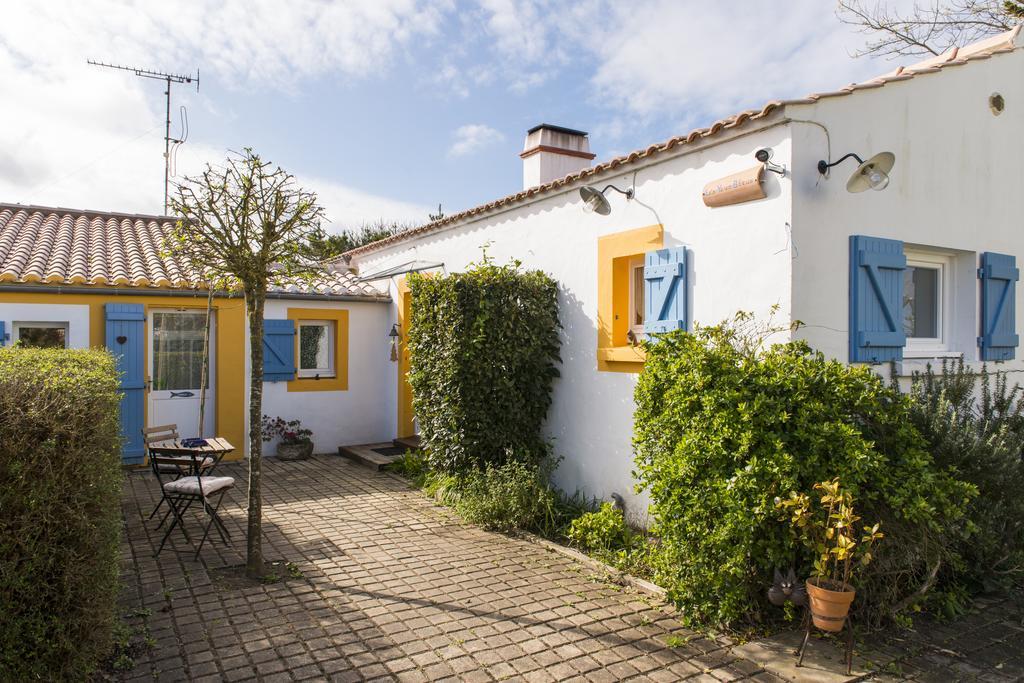 Les Yeux Bleus Bed & Breakfast Noirmoutier-en-l'Ile Exterior photo